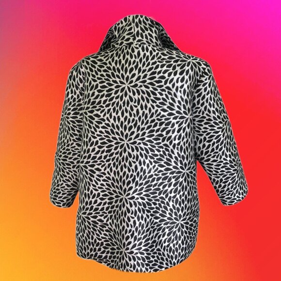 JULIE'S Quality Couture Paris Black and Silver Burst Design Jacquard Coat Sz XL - Picture 5 of 6